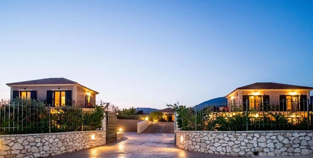Korallis Villas Livathos  Ngoại thất bức ảnh