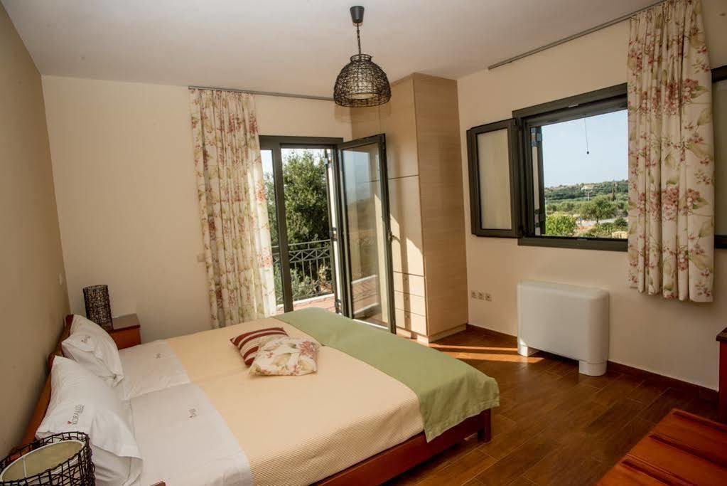 Korallis Villas Livathos  Ngoại thất bức ảnh