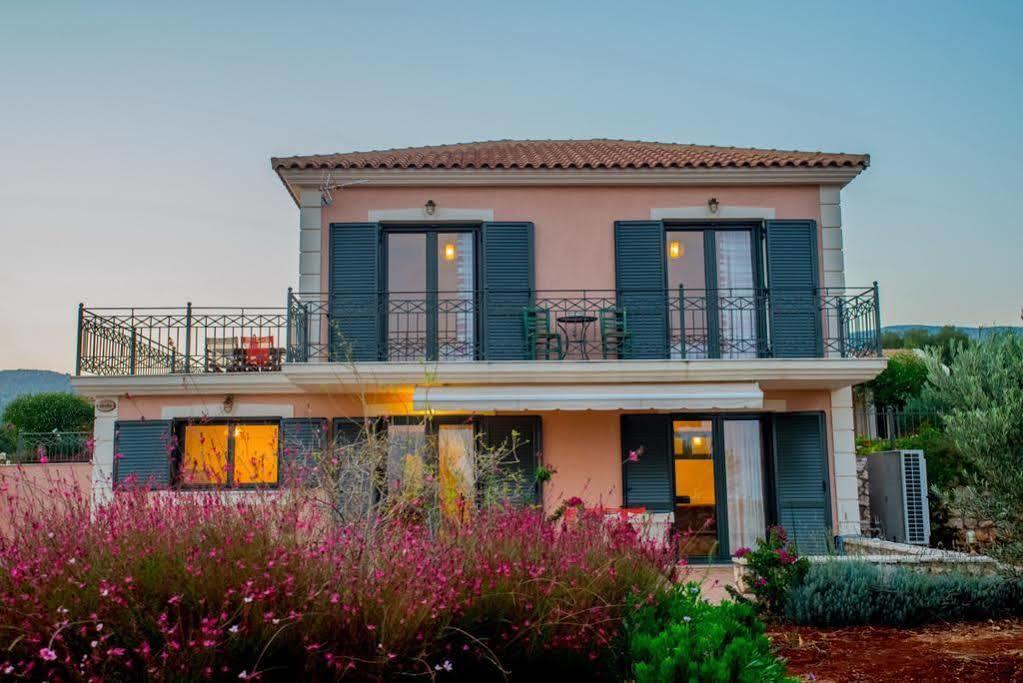 Korallis Villas Livathos  Ngoại thất bức ảnh